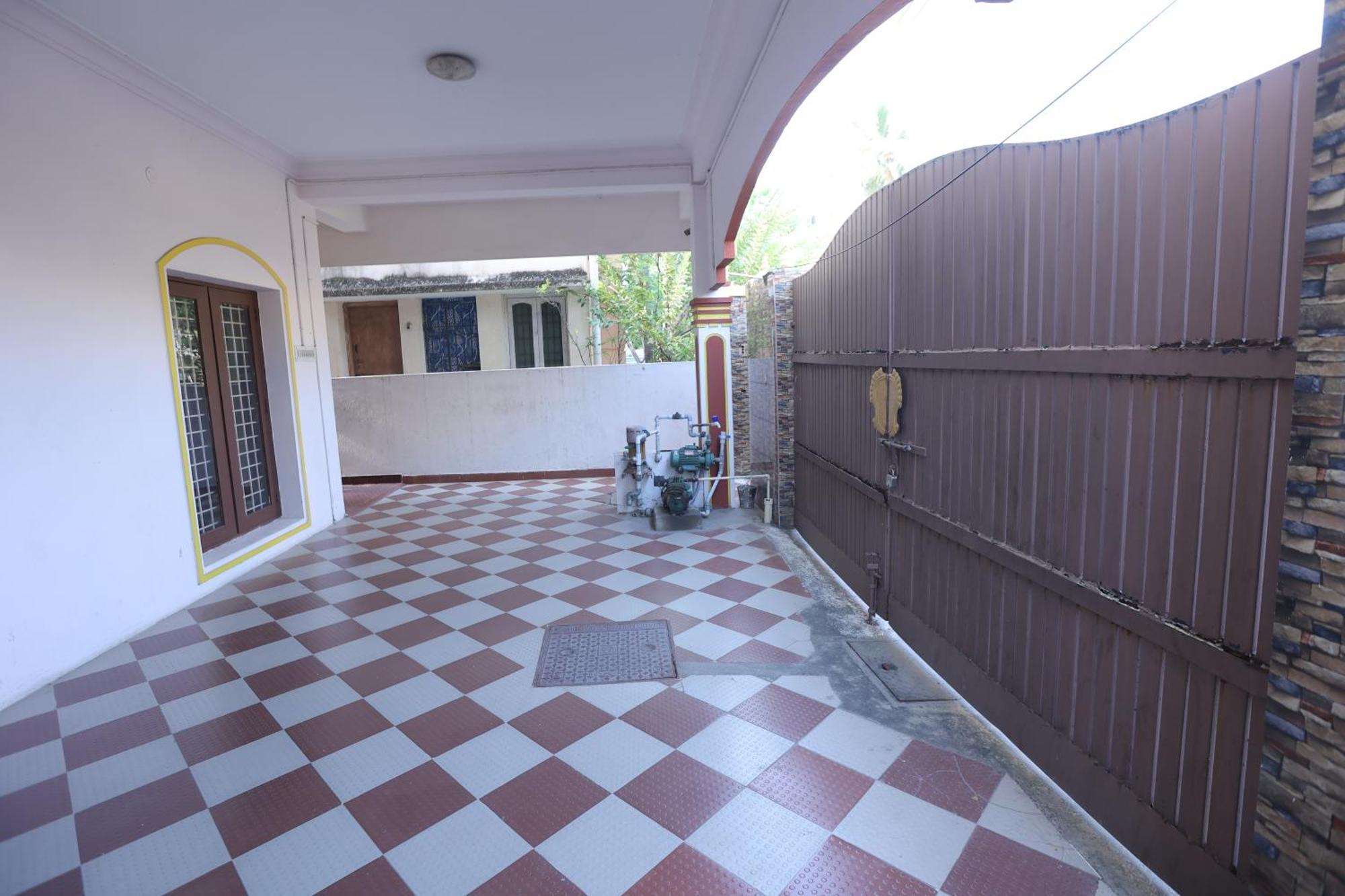Happyhomes Porur -Near Rmz Software Park-Commerzone-Dlf It Sez Park -L&T Chennai Dış mekan fotoğraf